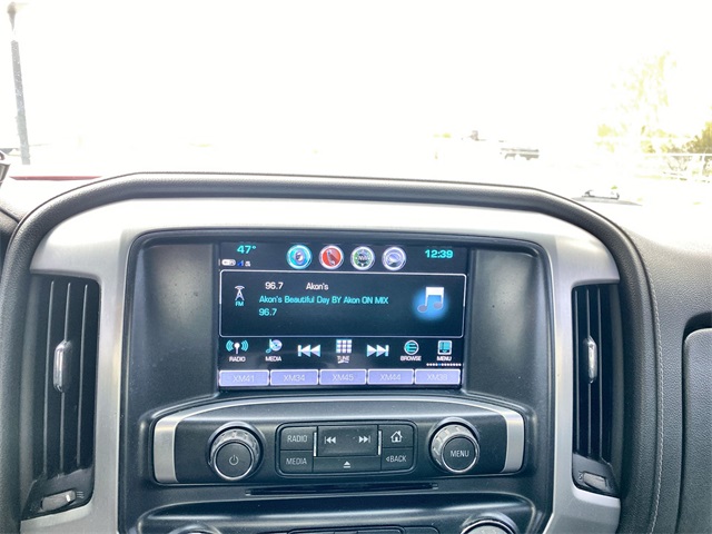 Vehicle image 16 of 23