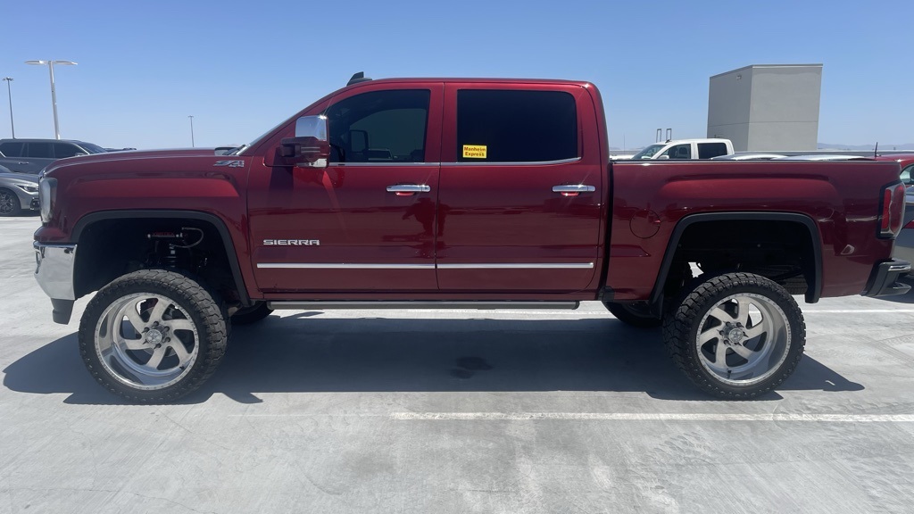 Vehicle image 7 of 8