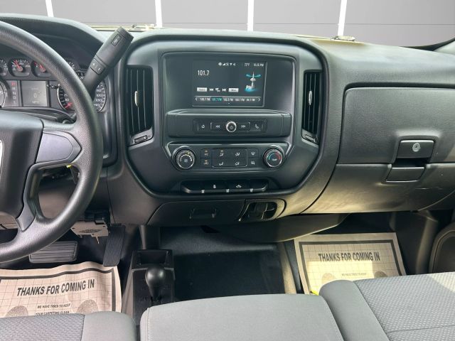 Vehicle image 18 of 25