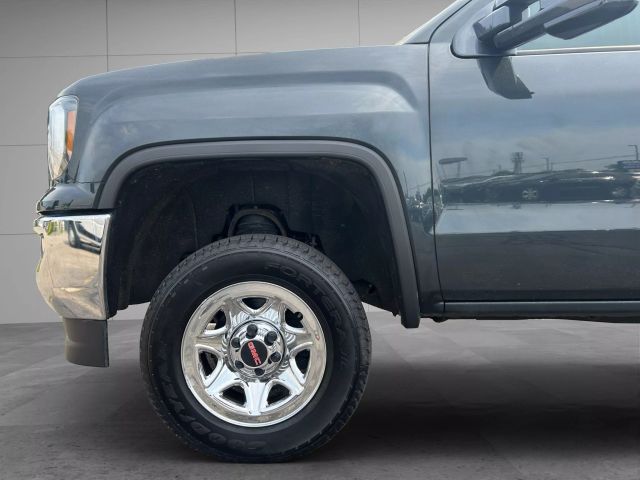 Vehicle image 10 of 25