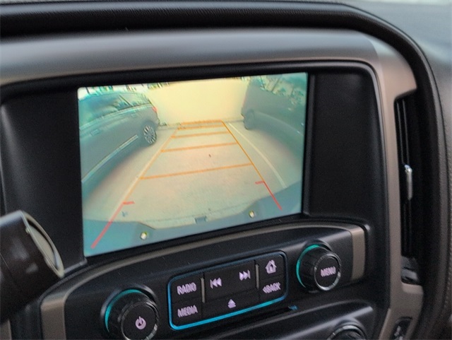 2017 GMC Sierra 3500HD Denali Image 16 of 22