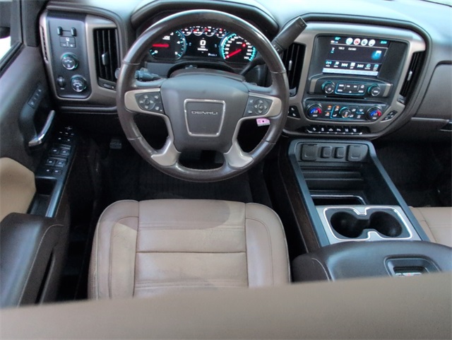 2017 GMC Sierra 3500HD Denali Image 21 of 22