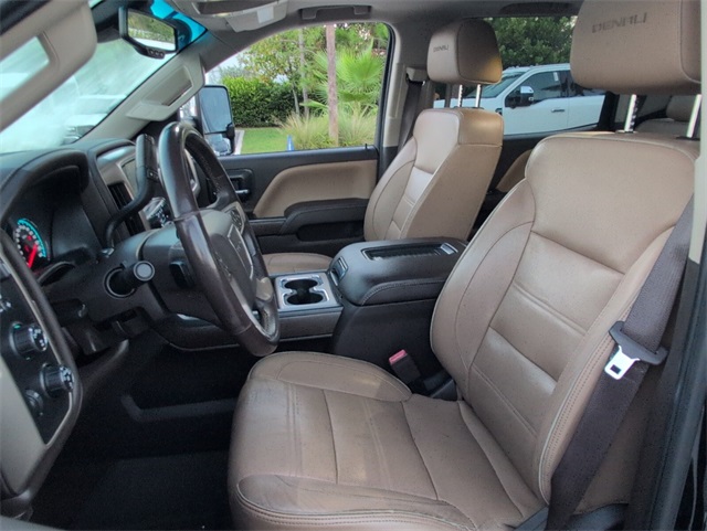 2017 GMC Sierra 3500HD Denali Image 11 of 22