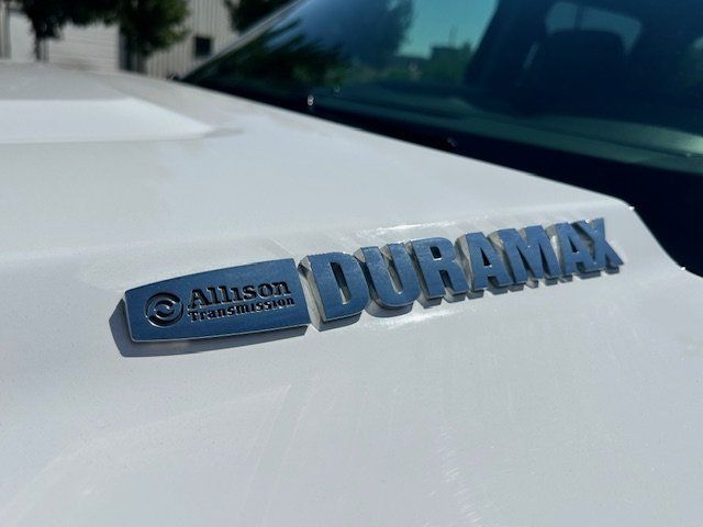 Vehicle image 36 of 39