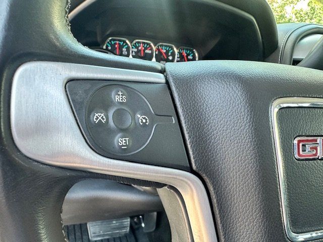 Vehicle image 26 of 39
