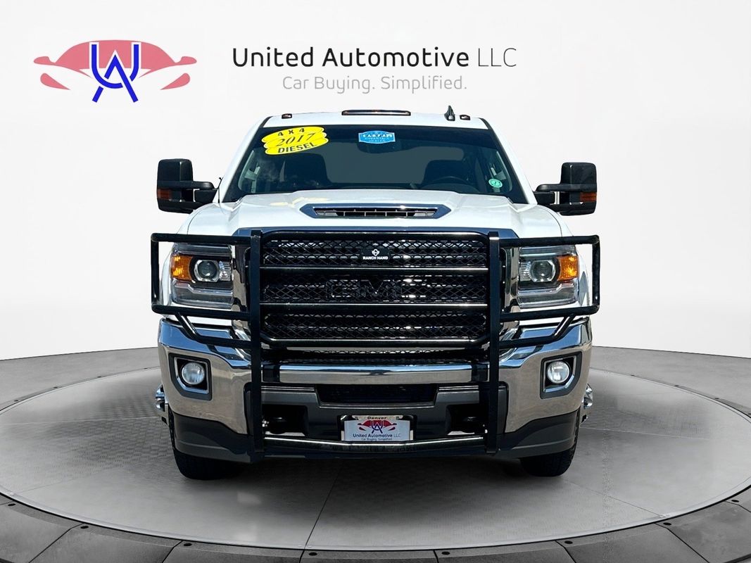 Vehicle image 1 of 39