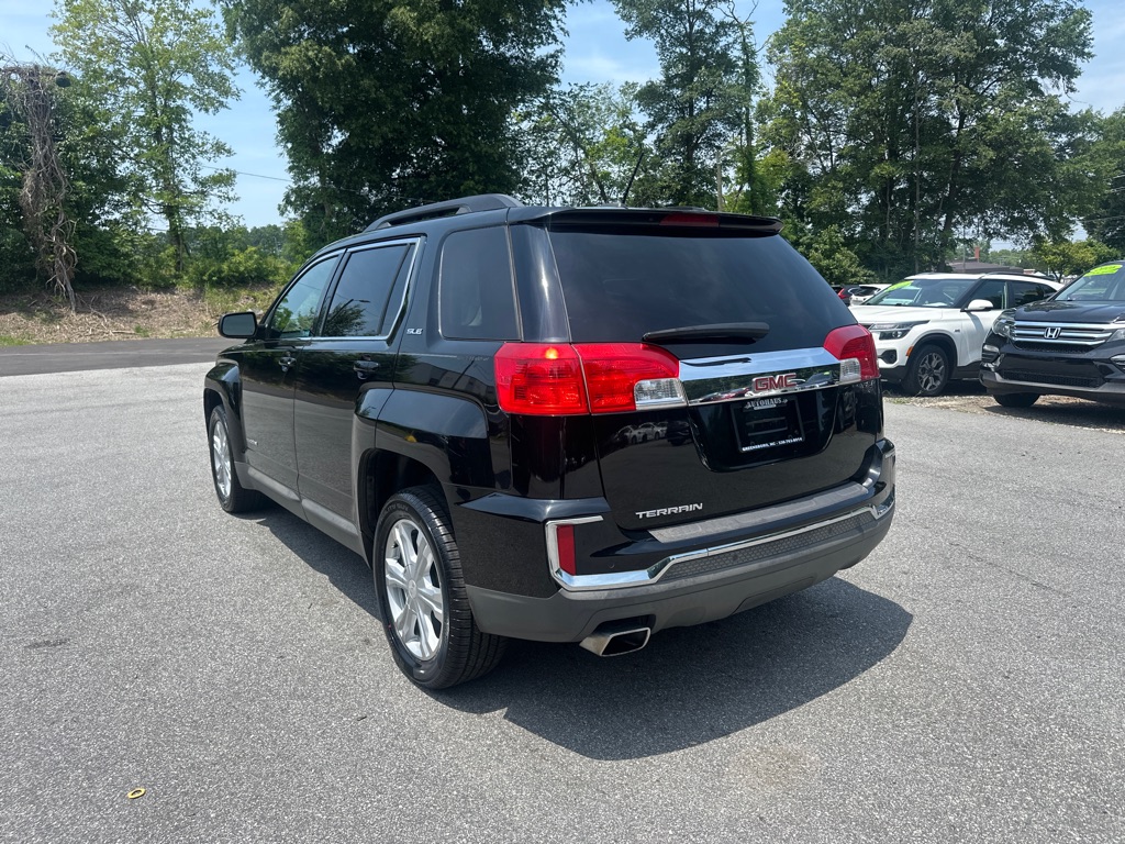 Vehicle image 8 of 40