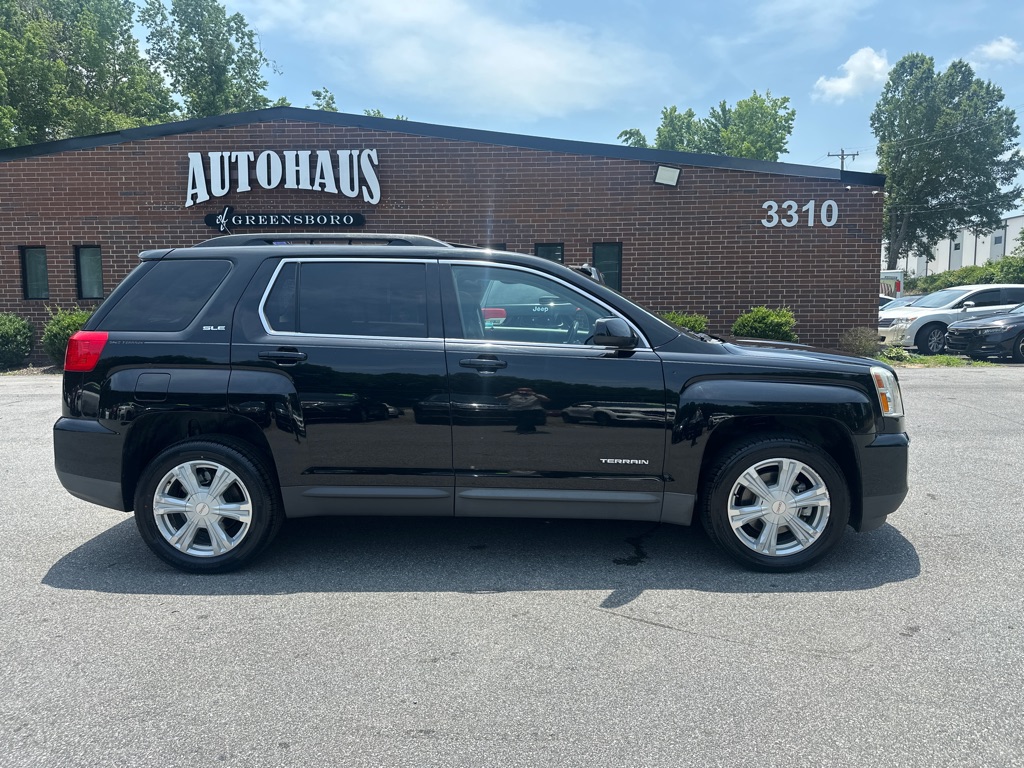 Vehicle image 4 of 40