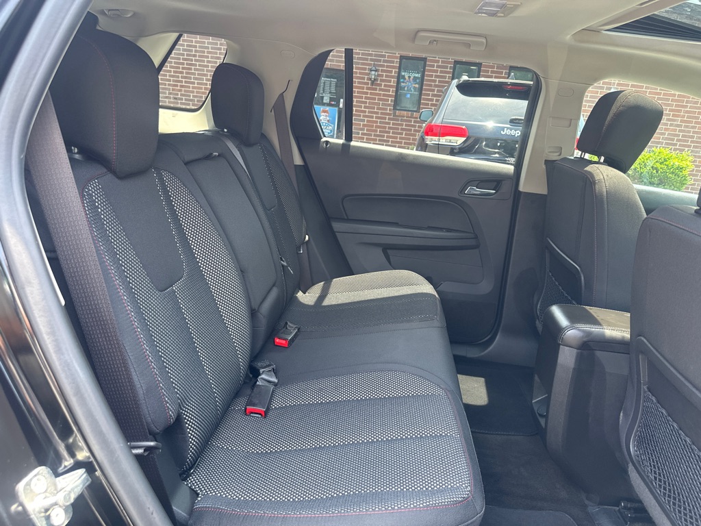 Vehicle image 13 of 40