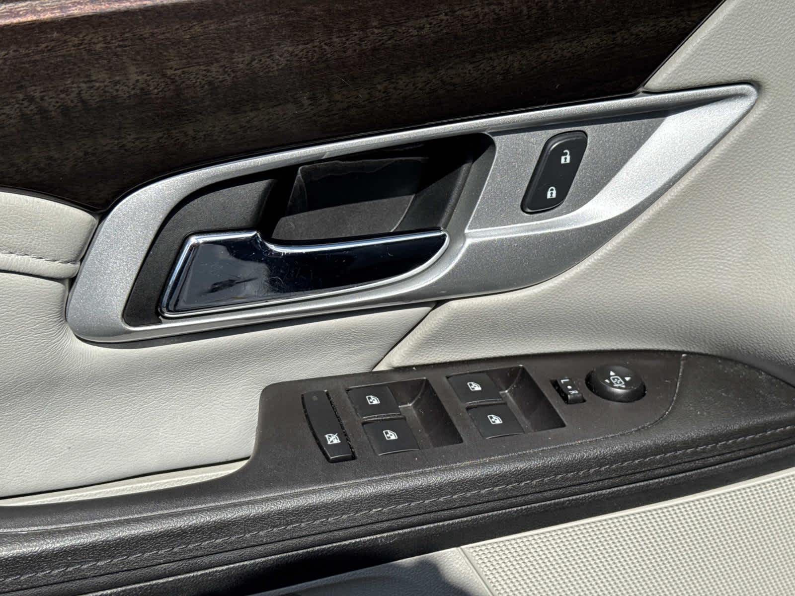 2017 GMC Terrain Denali Image 34 of 34