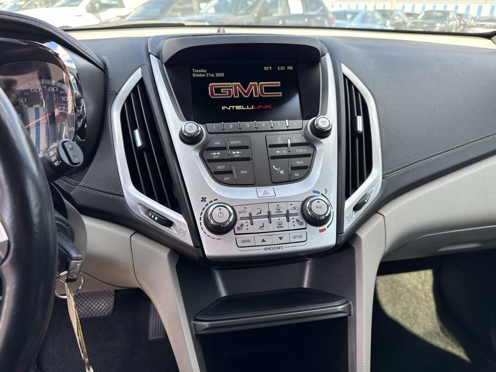 2017 GMC Terrain Denali Image 21 of 34