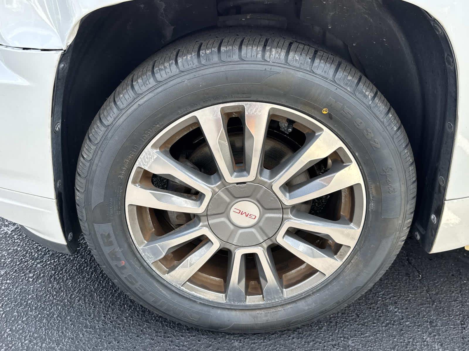 2017 GMC Terrain Denali Image 9 of 34