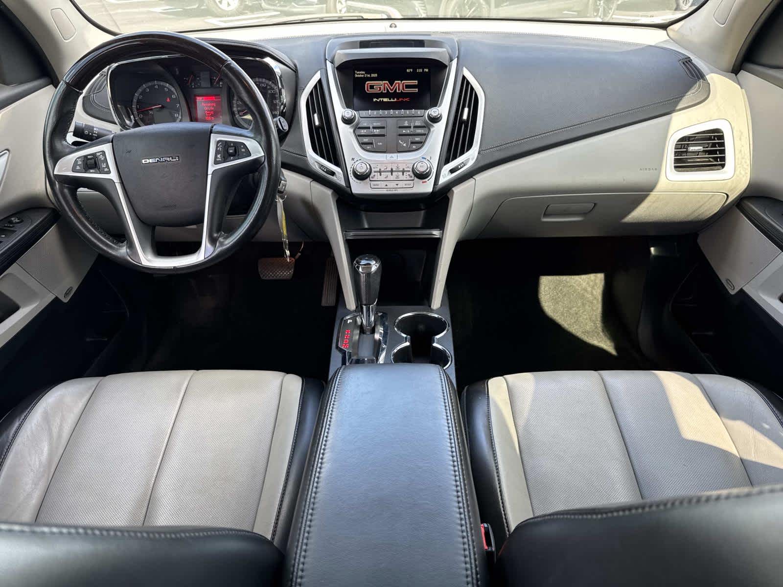 2017 GMC Terrain Denali Image 16 of 34