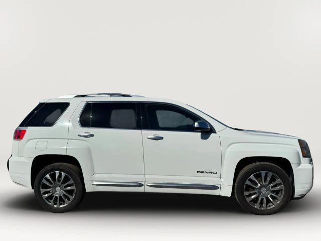 2017 GMC Terrain Denali Image 4 of 23