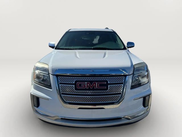 2017 GMC Terrain Denali Image 2 of 23