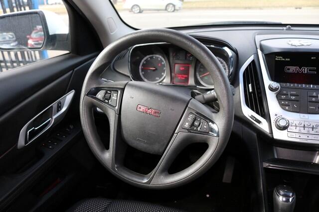 Vehicle image 15 of 19