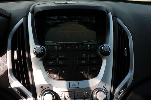 Vehicle image 16 of 19