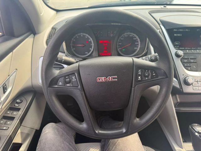 Vehicle image 26 of 32