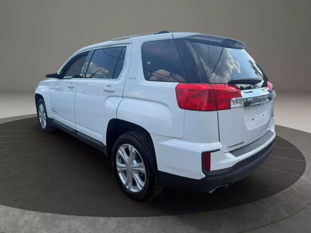 Vehicle image 8 of 32