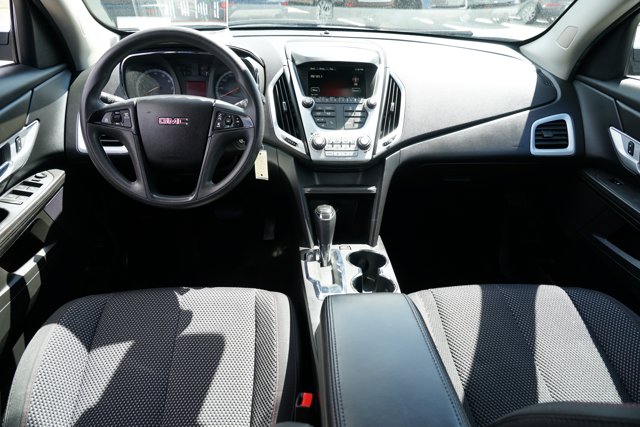 Vehicle image 25 of 27
