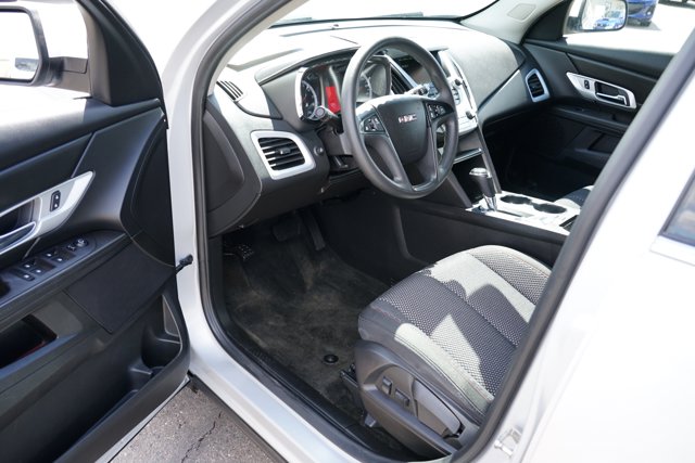 Vehicle image 13 of 27