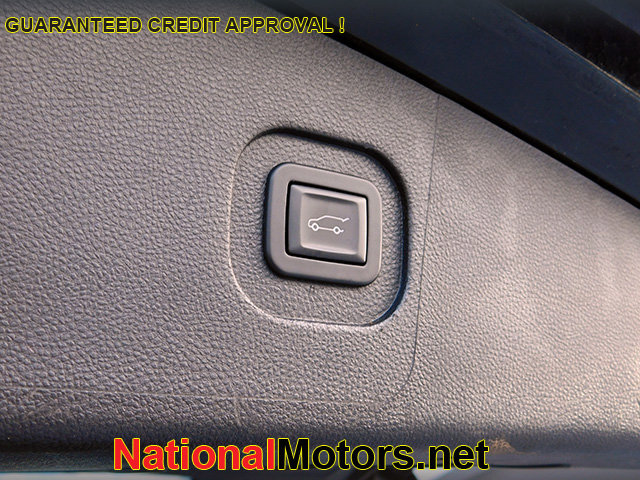 Vehicle image 3 of 12