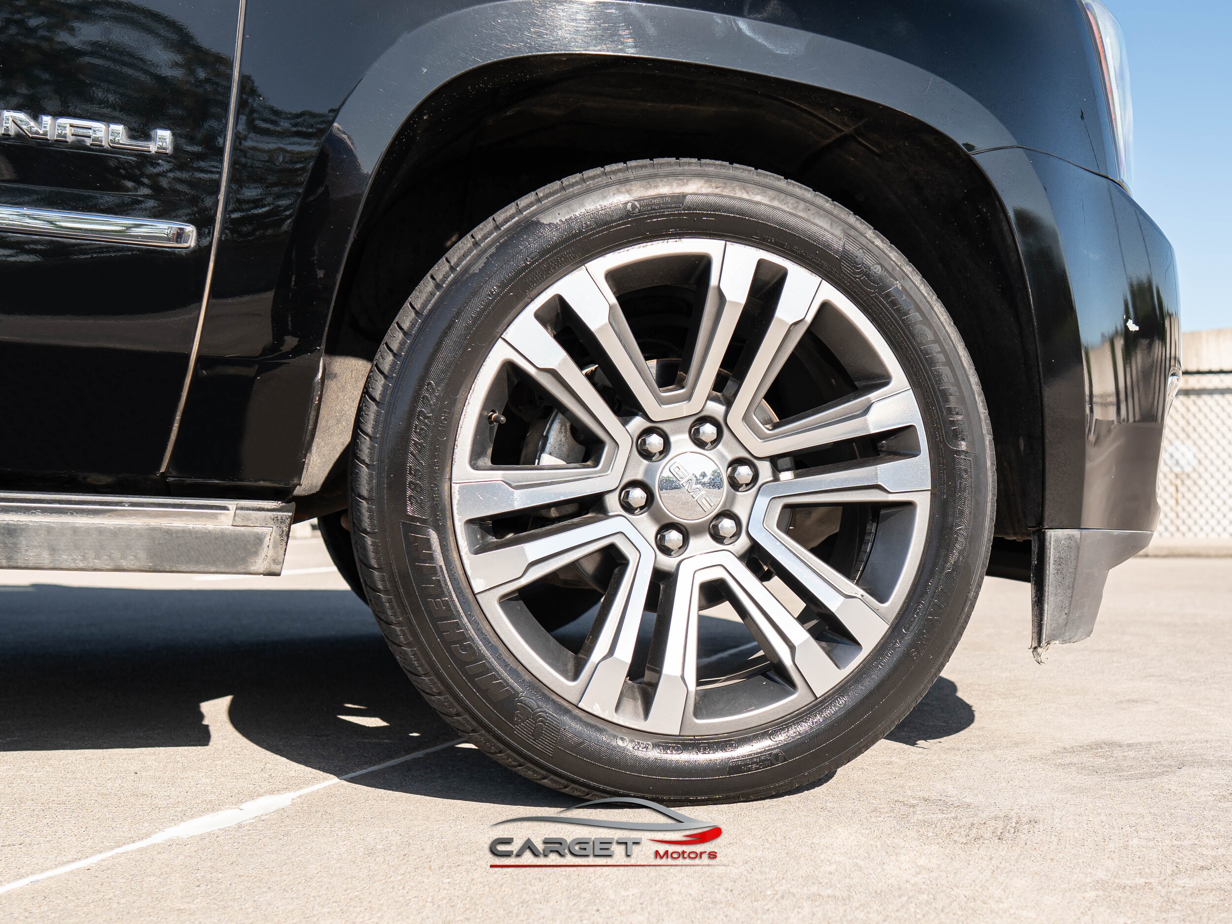 Vehicle image 9 of 53