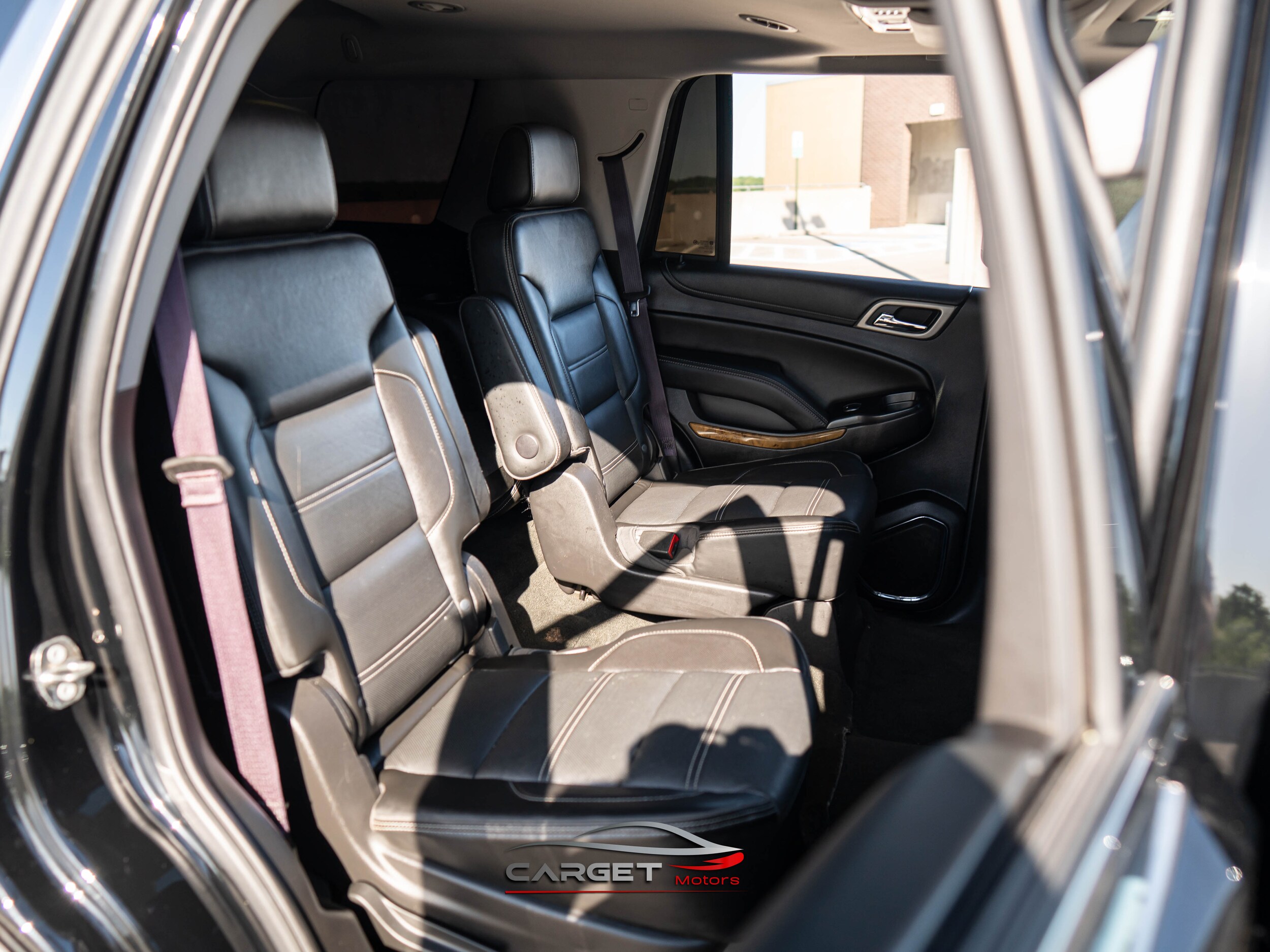Vehicle image 18 of 53