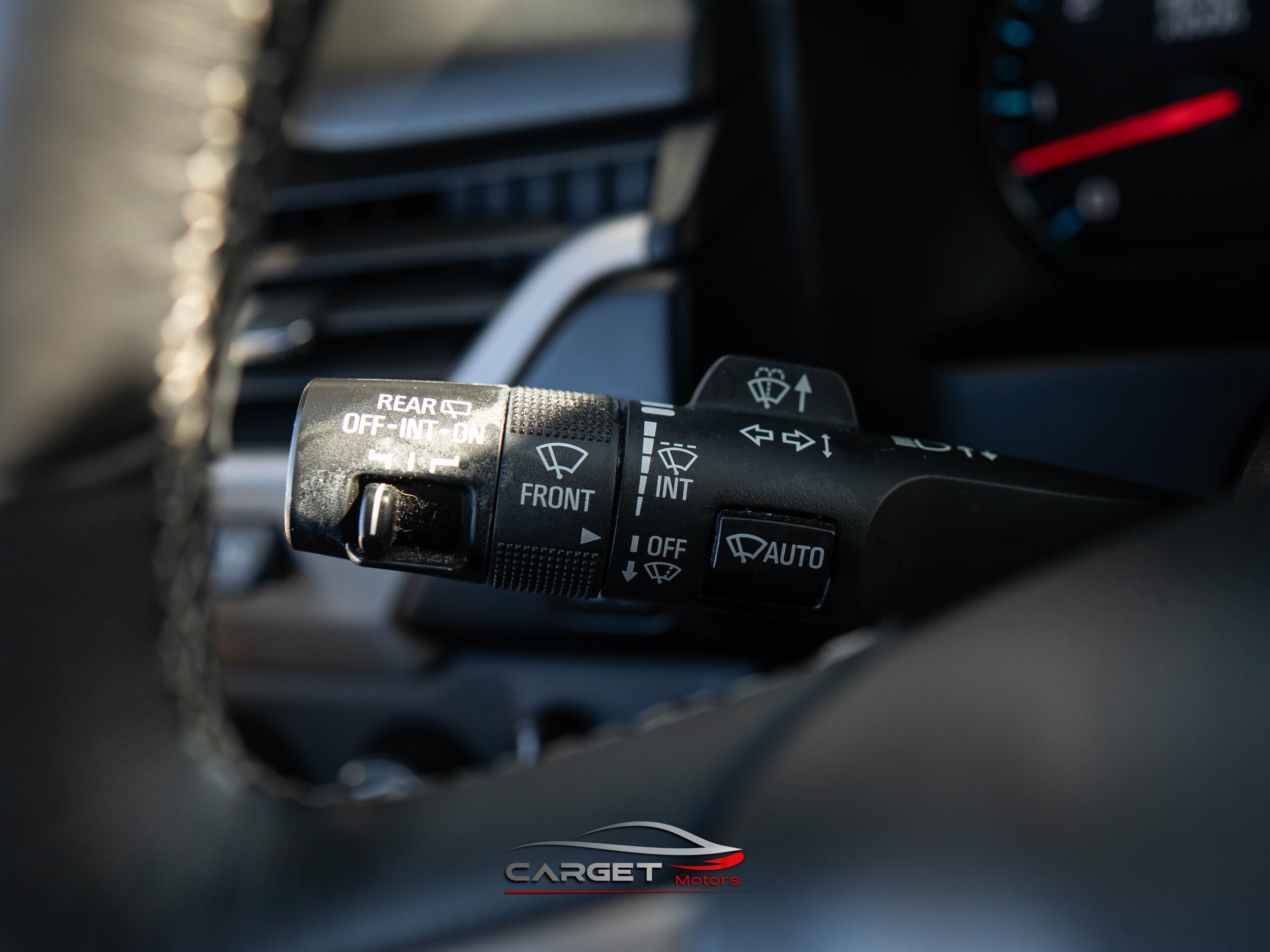 Vehicle image 28 of 53