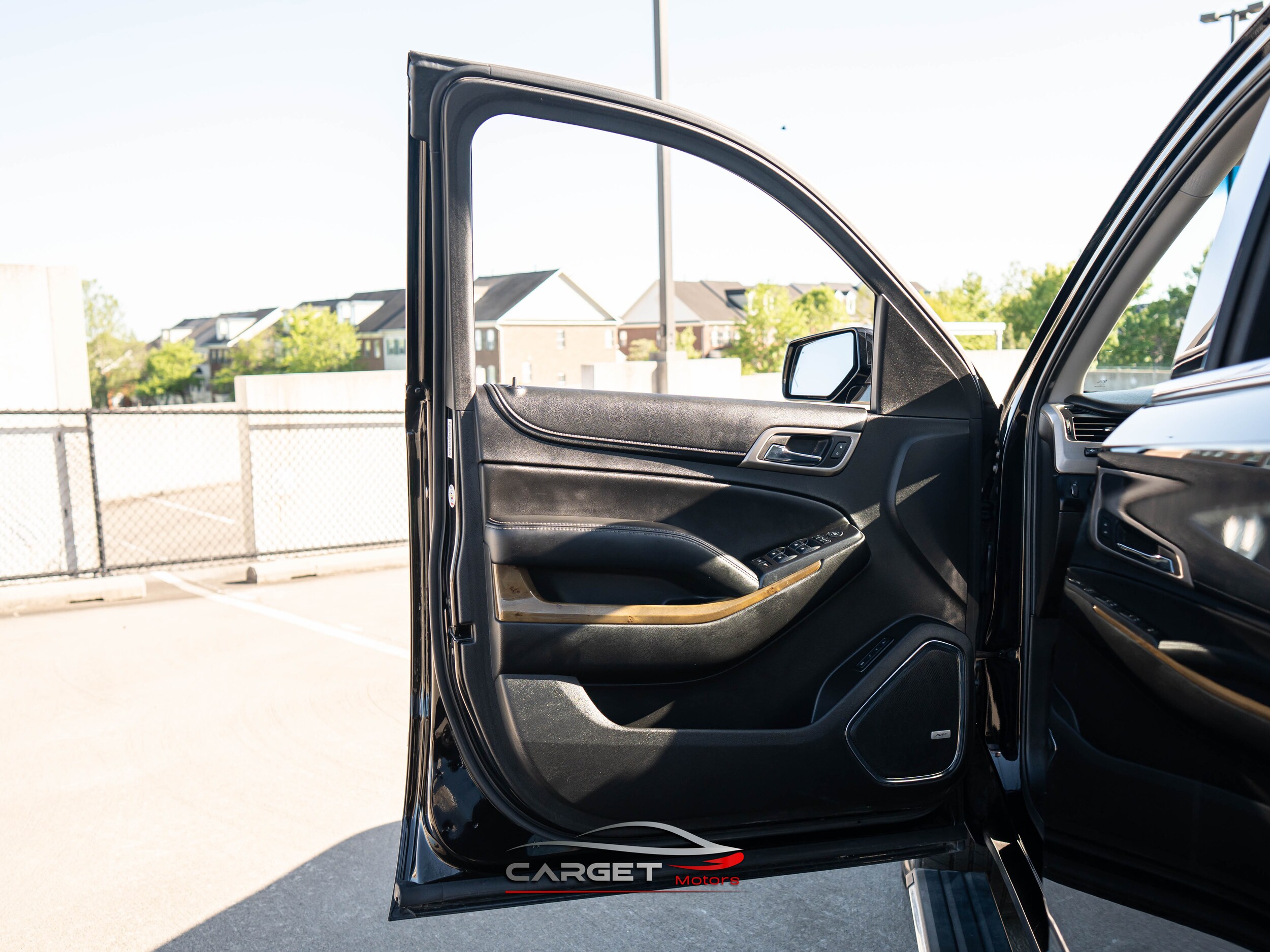Vehicle image 41 of 53