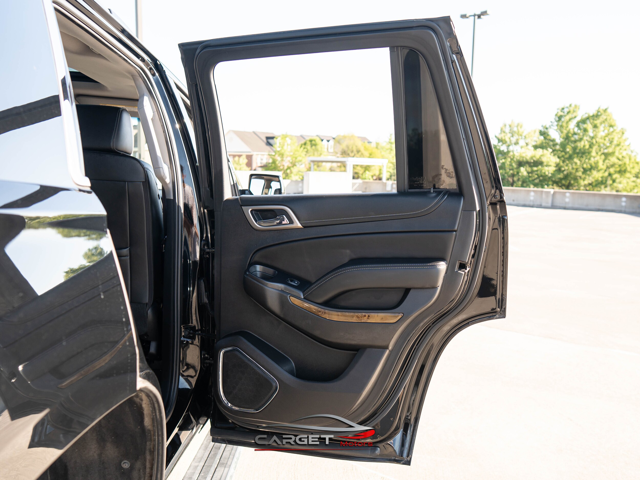 Vehicle image 44 of 53