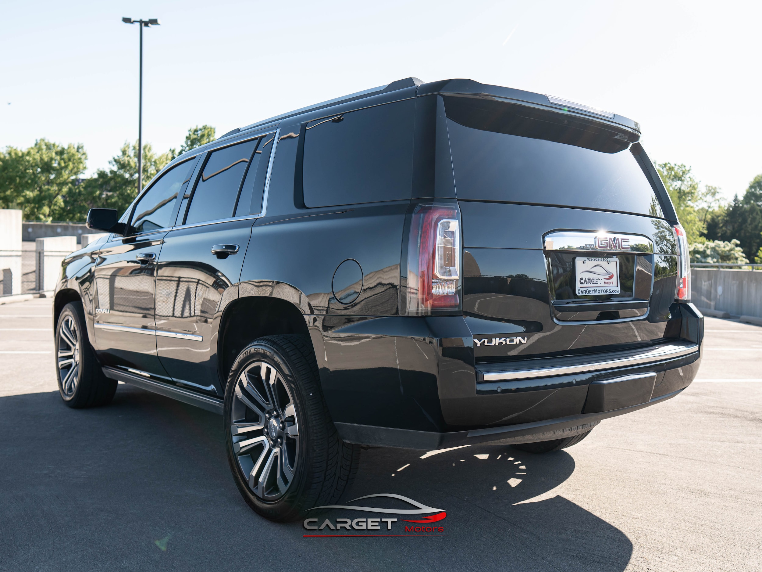 Vehicle image 5 of 53