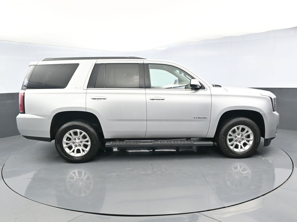 Vehicle image 6 of 38