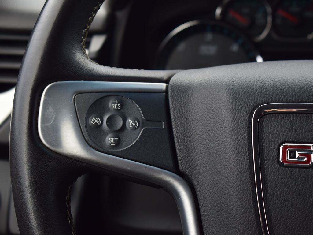 Vehicle image 32 of 38