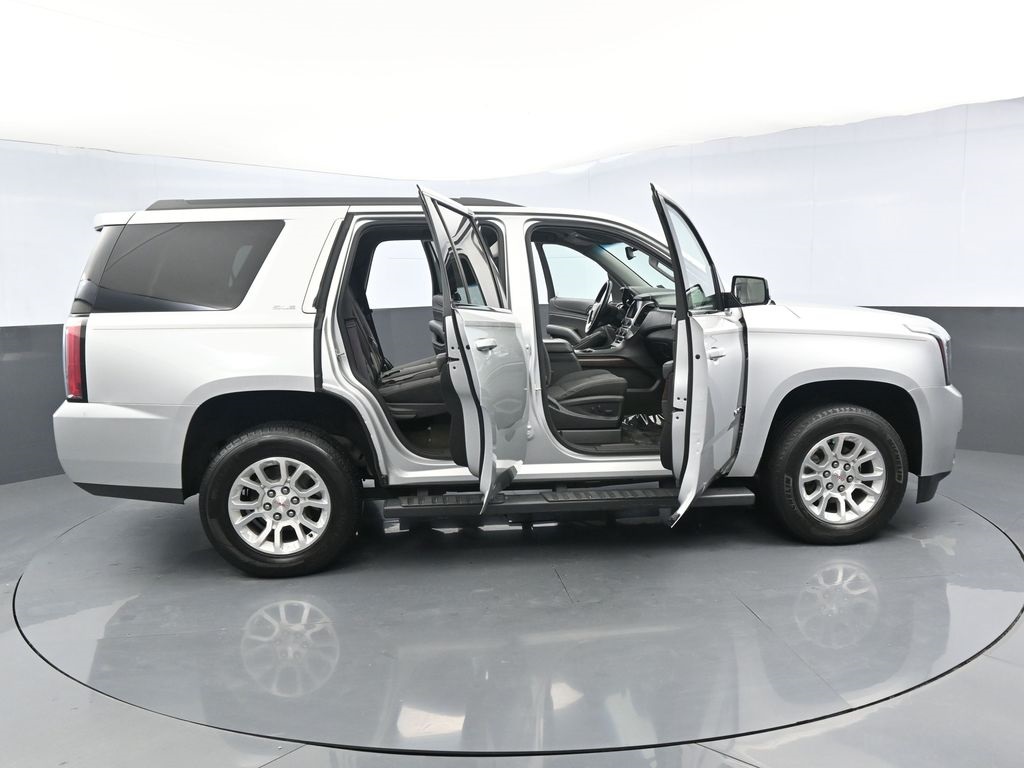 Vehicle image 16 of 38