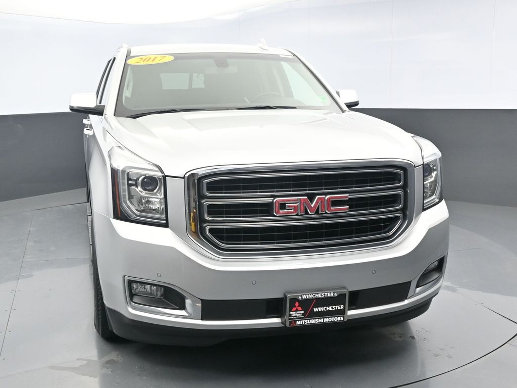 Vehicle image 8 of 38