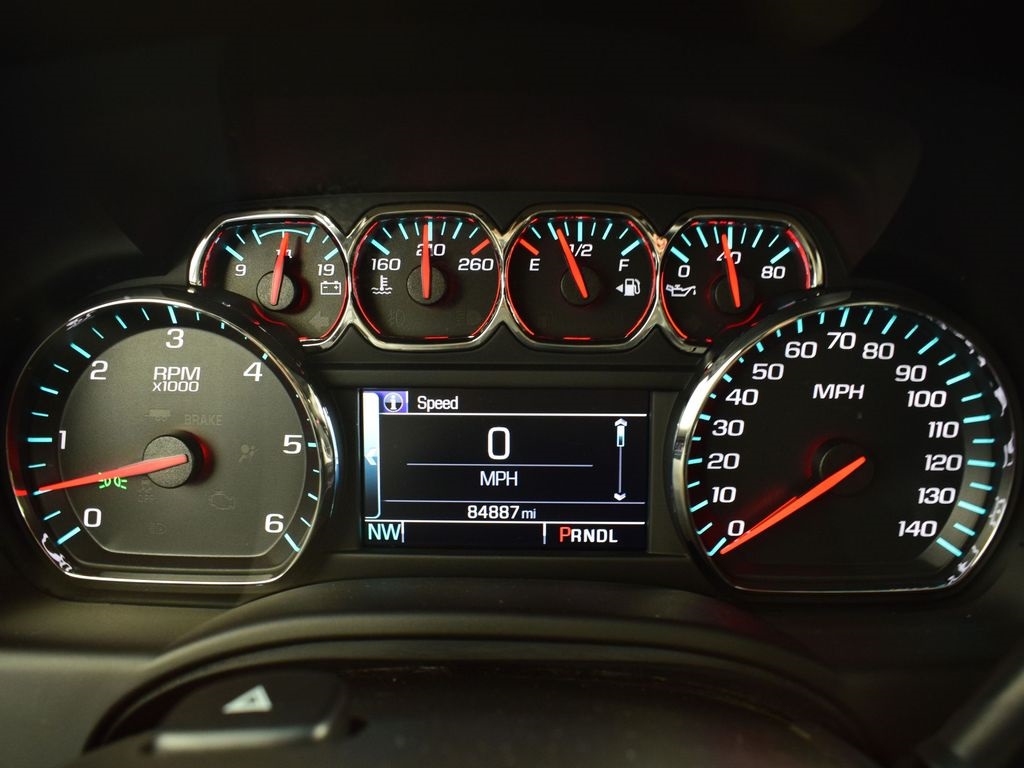 Vehicle image 24 of 38