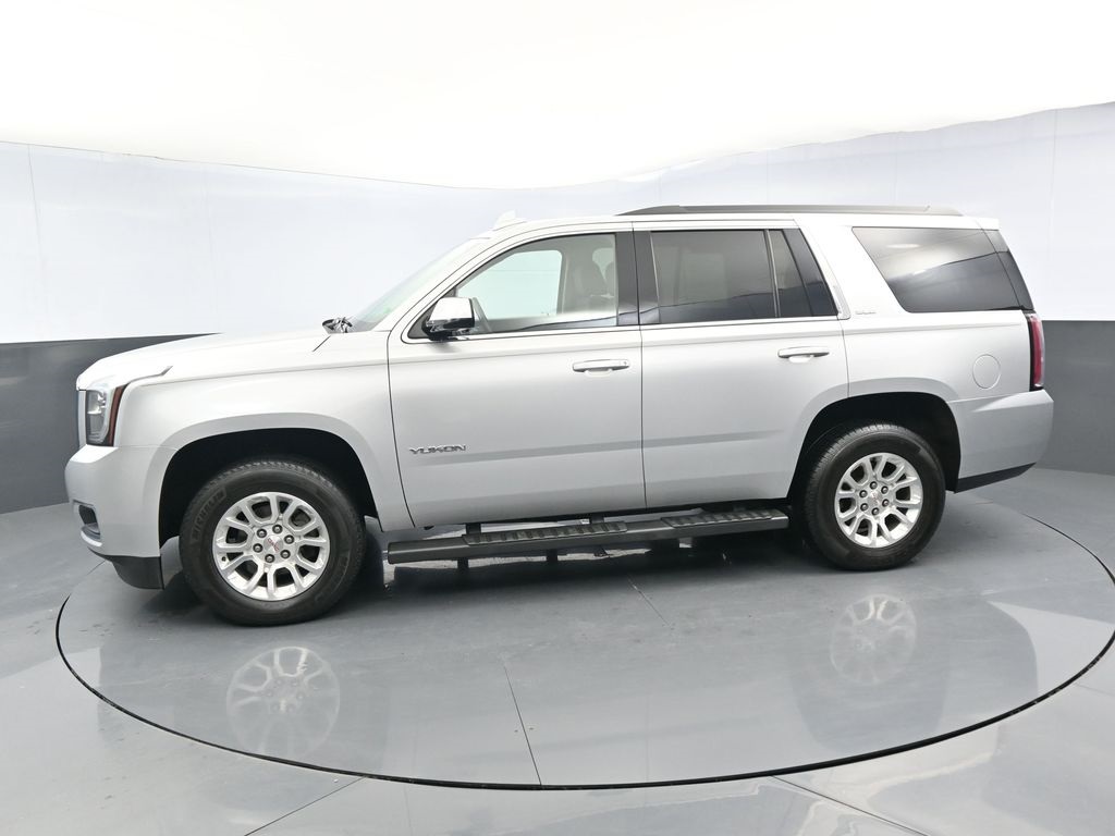 Vehicle image 9 of 38