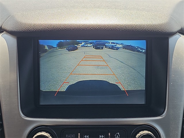 Vehicle image 13 of 26
