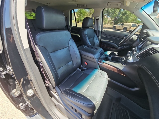 Vehicle image 17 of 26