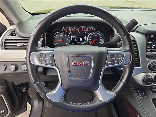 Vehicle image 24 of 25