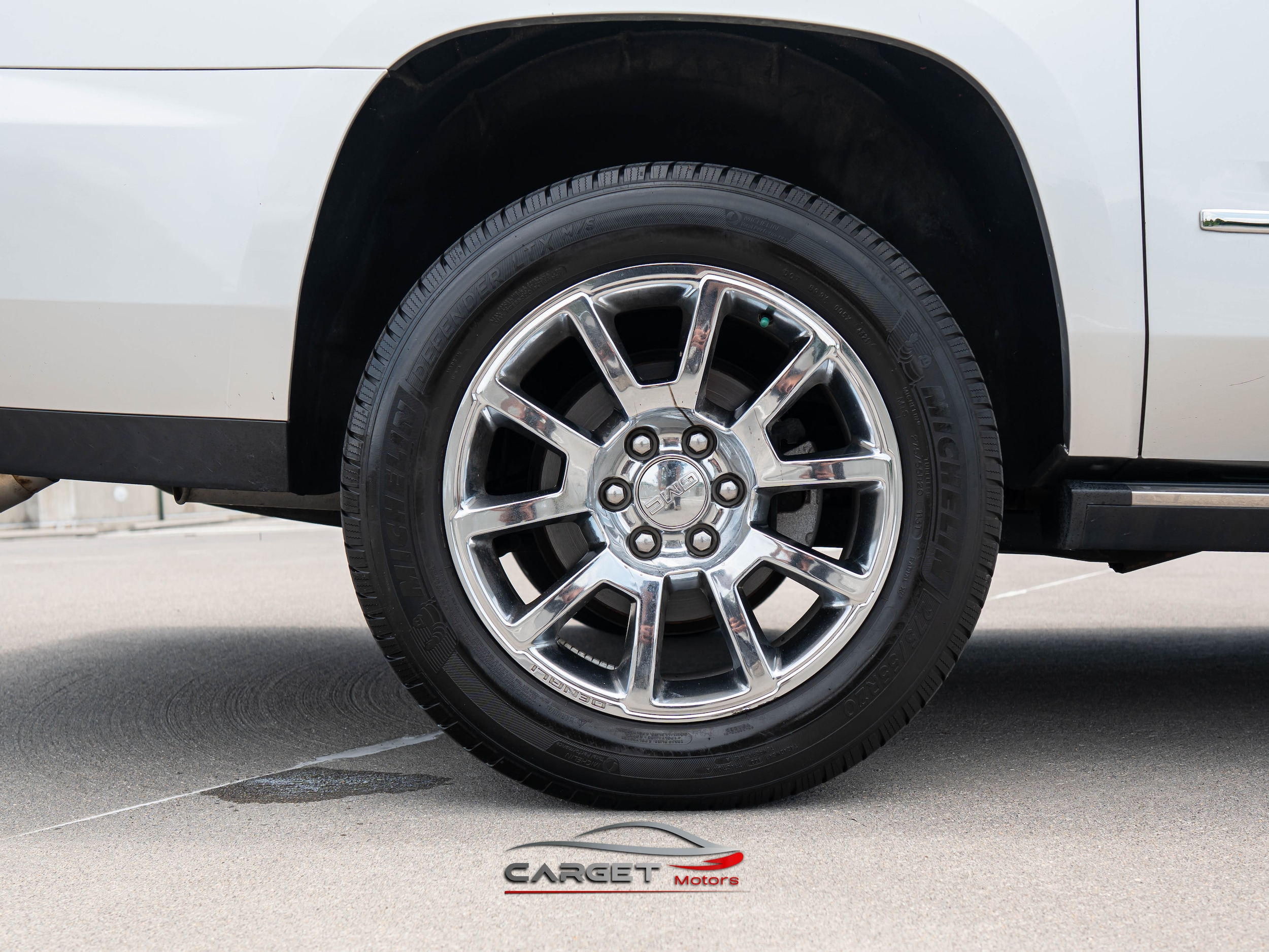 Vehicle image 11 of 54