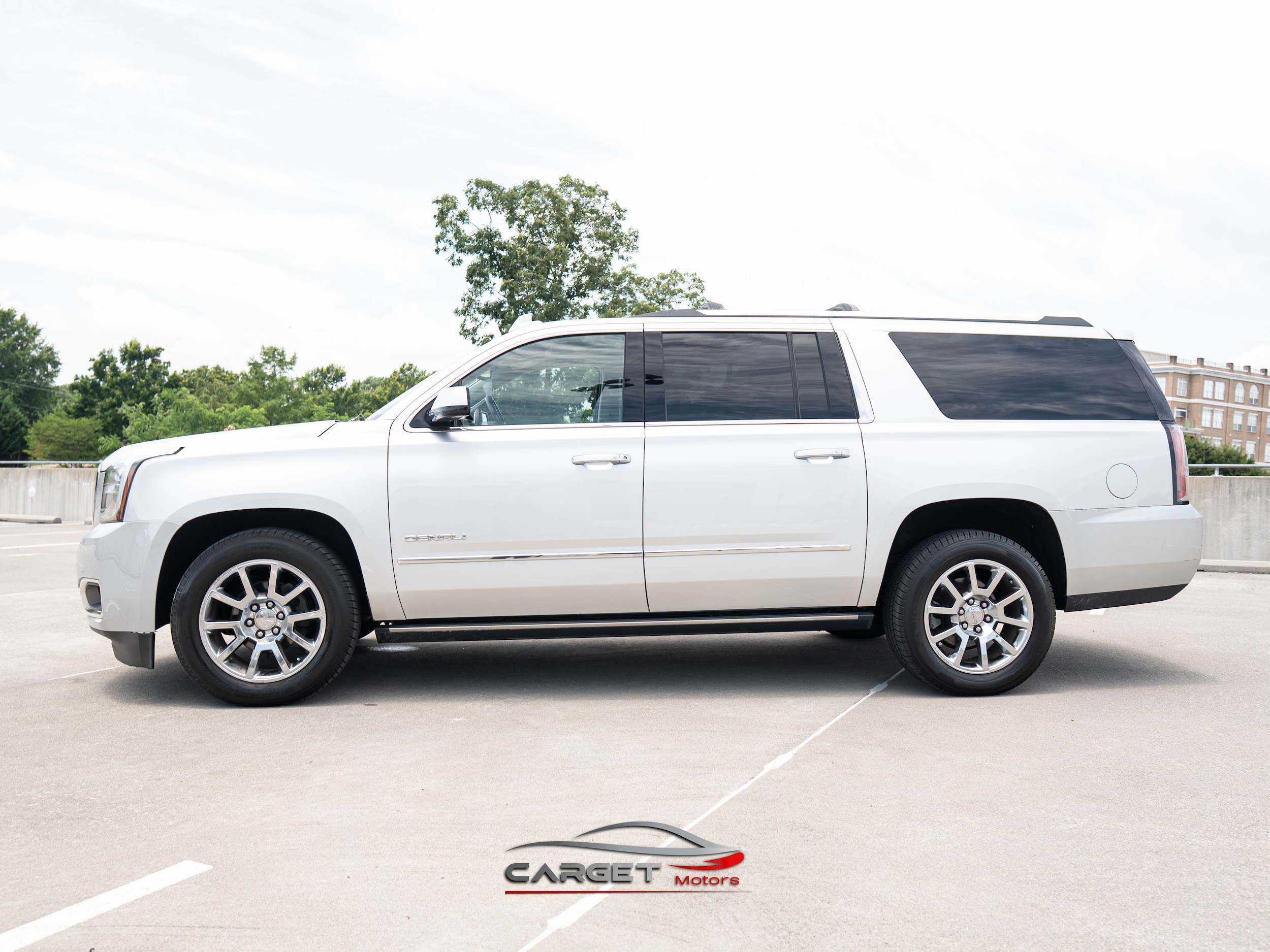 Vehicle image 8 of 54