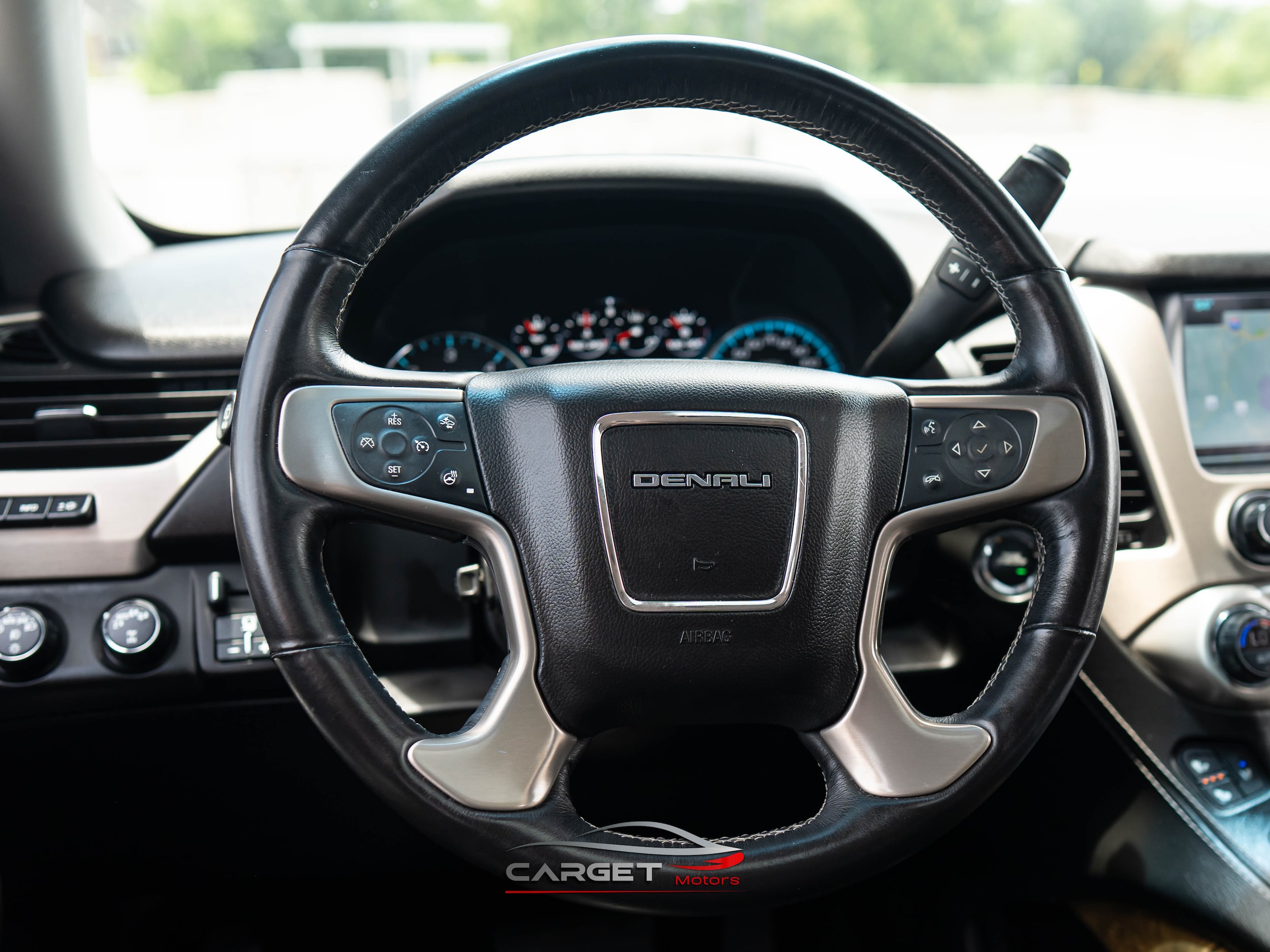 Vehicle image 26 of 54