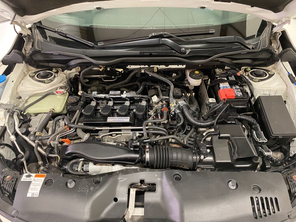 Vehicle image 13 of 35