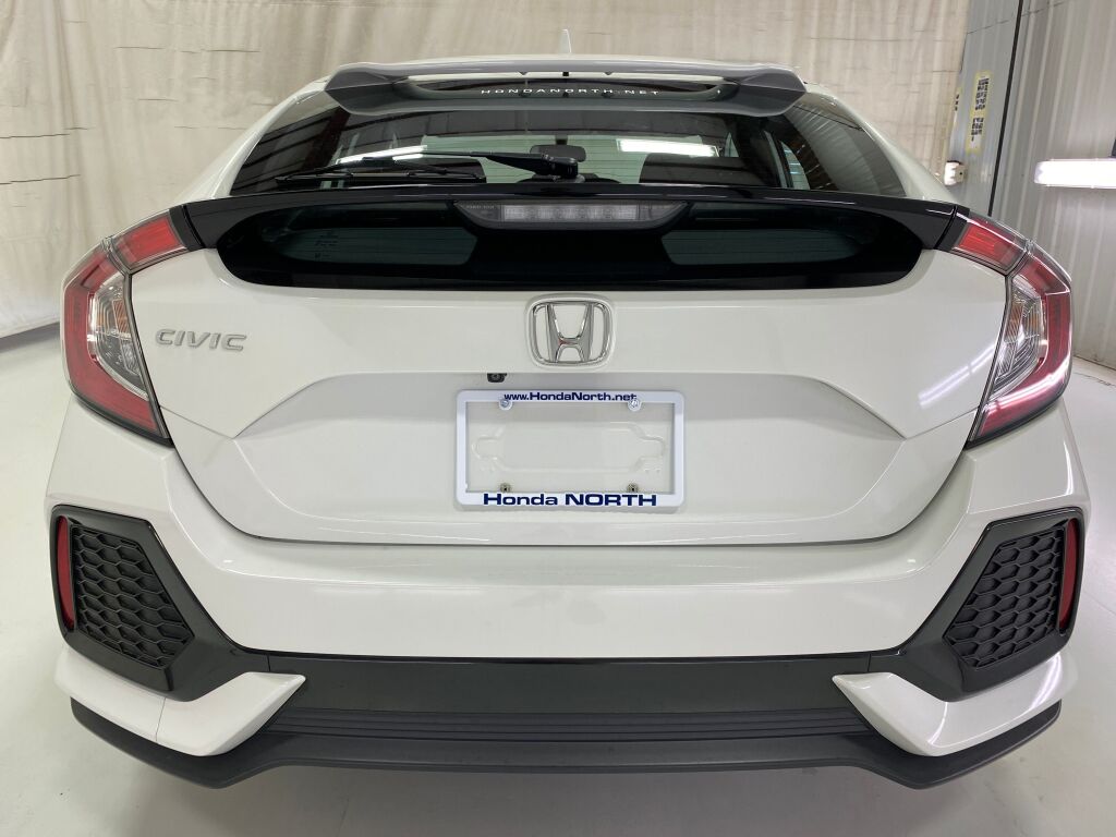 Vehicle image 10 of 35