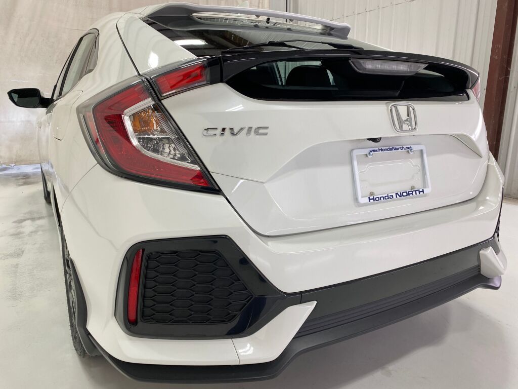 Vehicle image 34 of 35