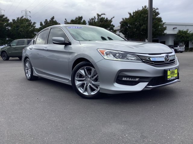 2017 Honda Accord Sport Image 3 of 40