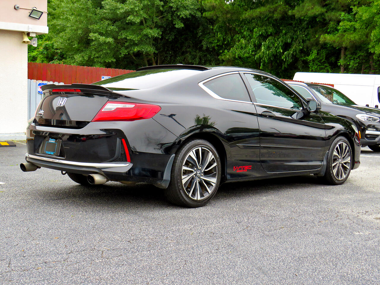 Vehicle image 5 of 34
