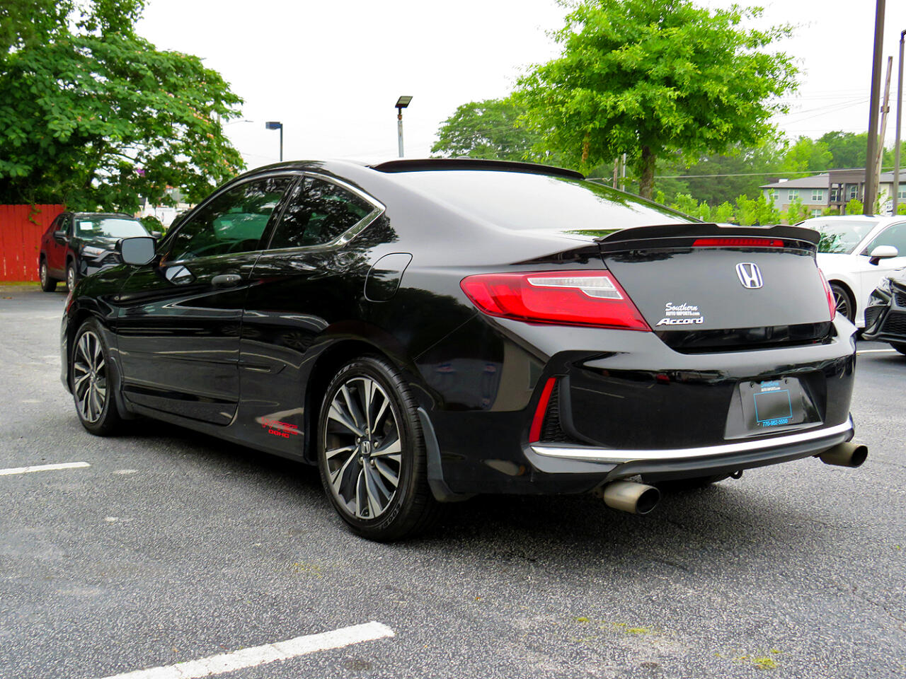 Vehicle image 7 of 34